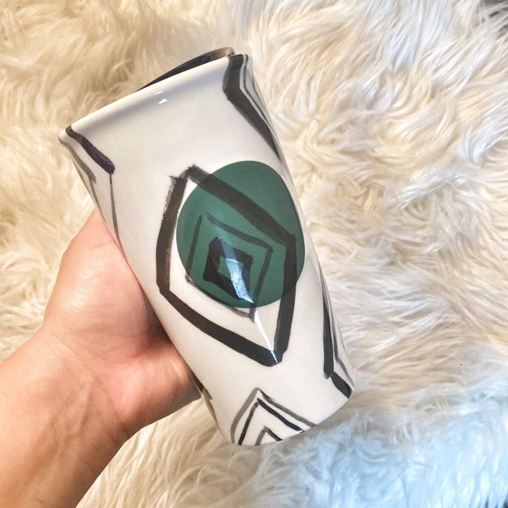 💚🤍Starbucks Tribute Dot Diamond White Ceramic Tumbler with Ceramic Lid🤍💚